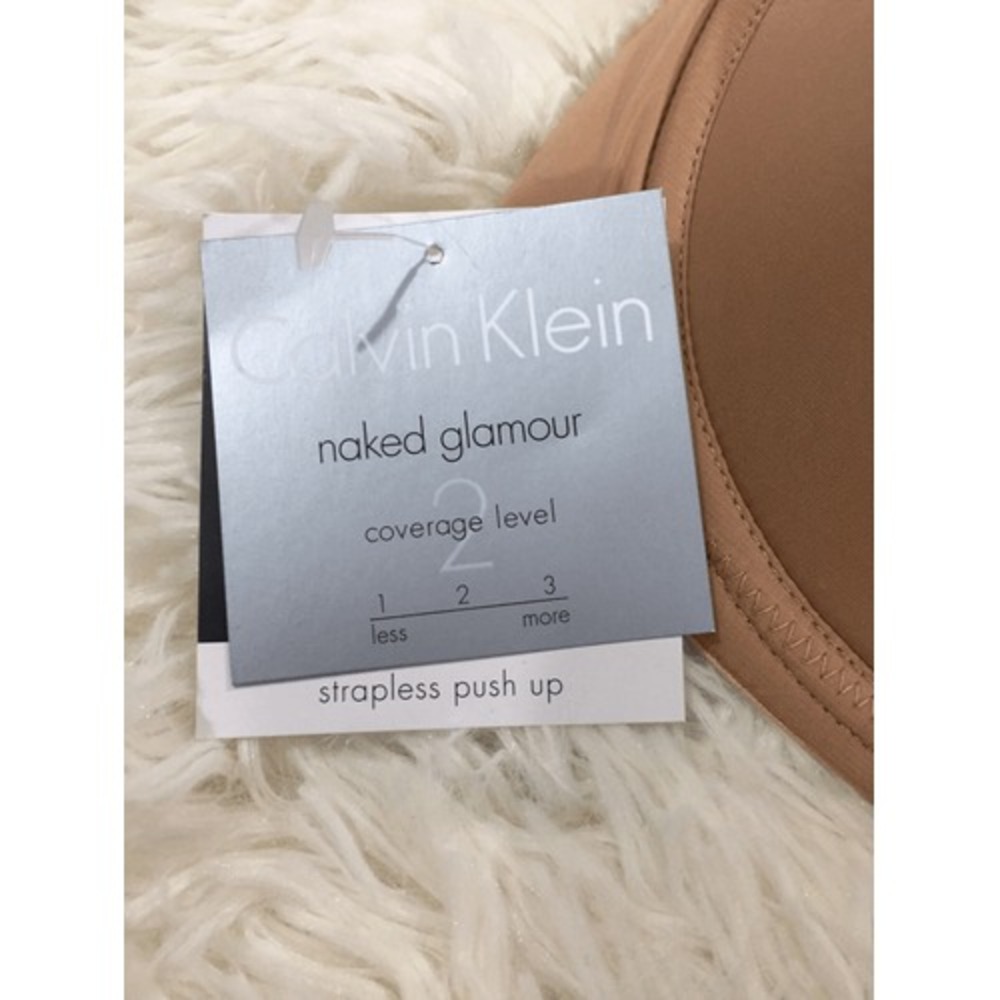 Calvin Klein Naked Glamour Convertible Strapless Push Up Bra Nude 36D F3493 - Picture 6 of 9
